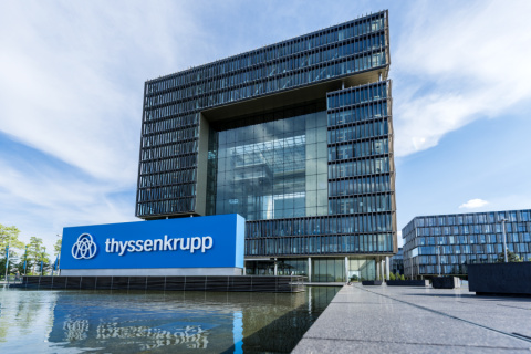 在以下位置获取职业机会和商业信息： Thyssenkrupp China